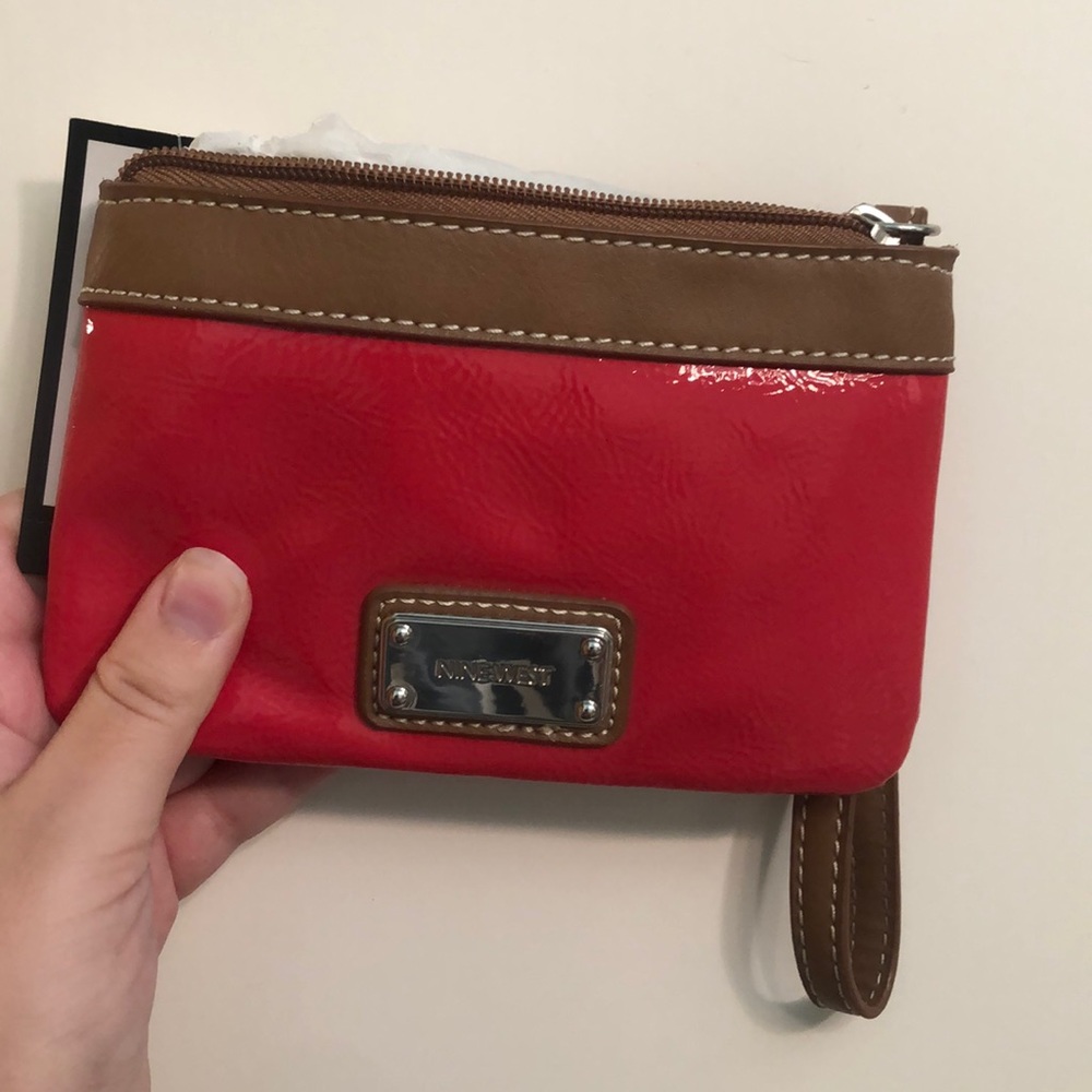 NWT pink wristlet